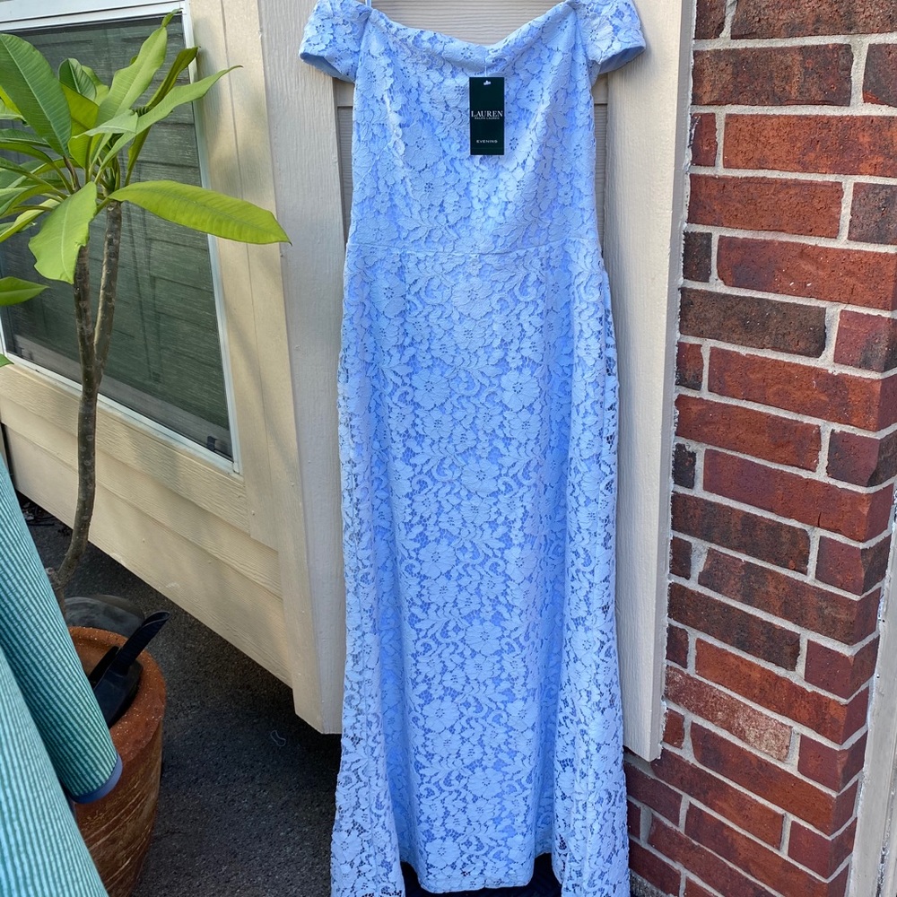 Lauren Ralph Lauren Lace Gown